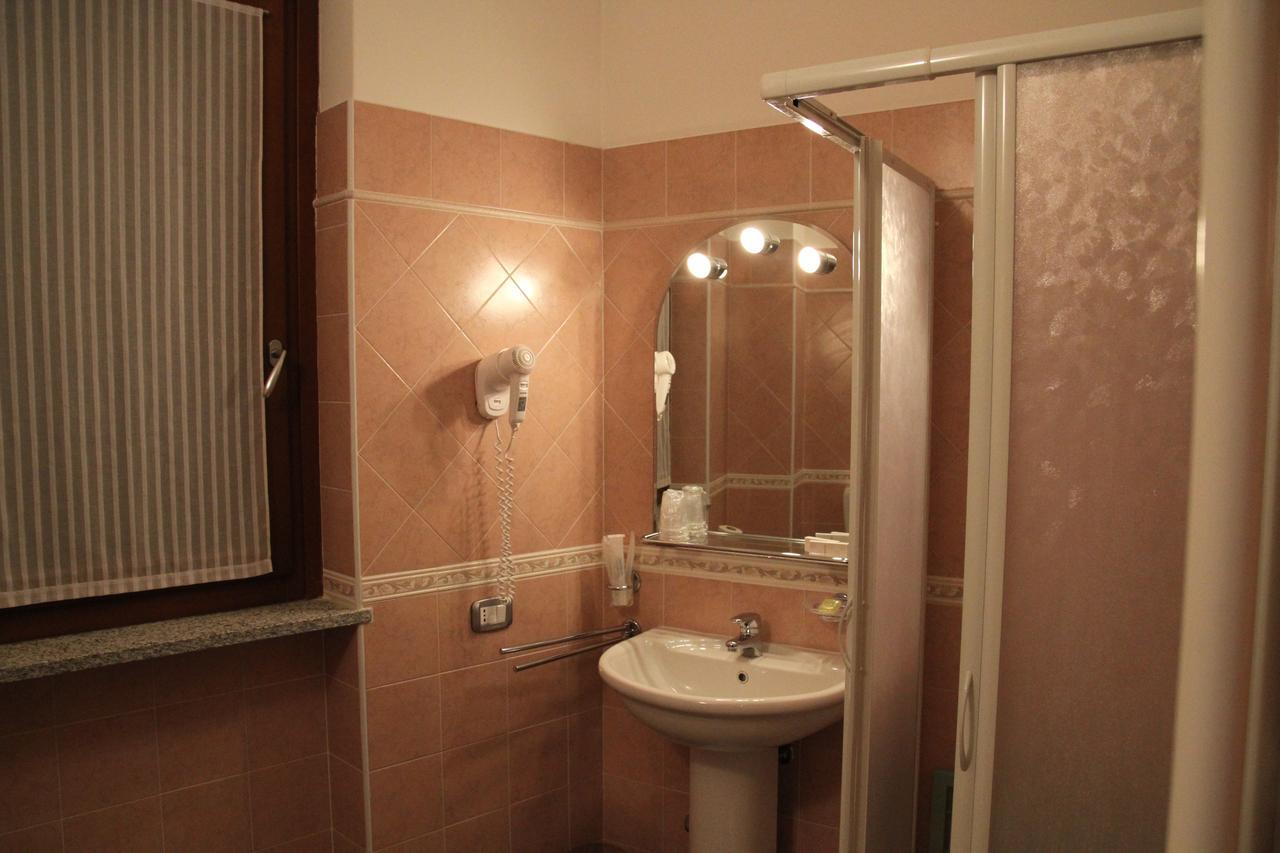 Albergo Verdi Novi Ligure Exterior photo